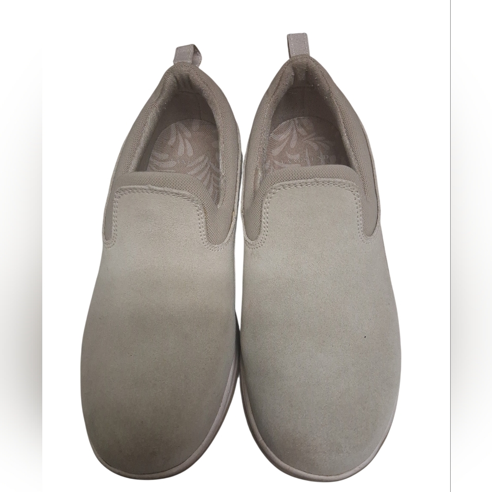 LAND'S END WOMANS SHOES